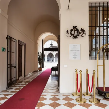 Bonacolsi Collection, MantegnaHotels Hotels in Mantova