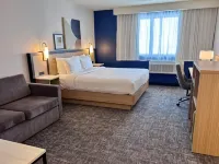 Spark by Hilton Montreal Brossard Hotels in Brossard