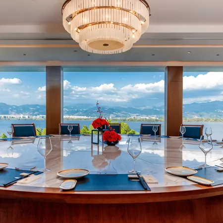Qionghai Hotel