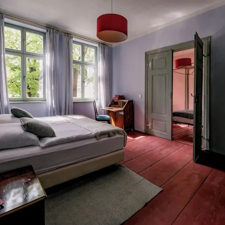 Spend the night in a monument, heavenly bed in the middle of the old town
