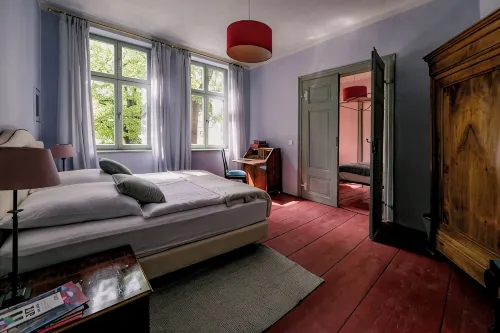 Spend the night in a monument, heavenly bed in the middle of the old town