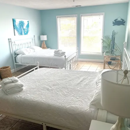 North Topsail Beach Villa Capriani Two Bedroom Oceanview Condo w/ Linens