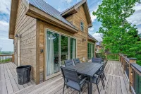 Your Lake Escape! Pet-Friendly Cabin with Game Loft & Nearby Lake Access