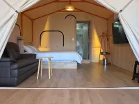 Daebudo Glamtop Luxury Glamping & Kids Swimming Pool Campsite Hotels in der Nähe von Golfplatz Island CC