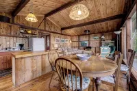 Spruce Chalet at Shore Haven, sleeps 5