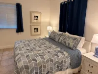 Oceanview 2 bed, 2 bath, steps away from clubhouse, beach and pool. - 3-Star