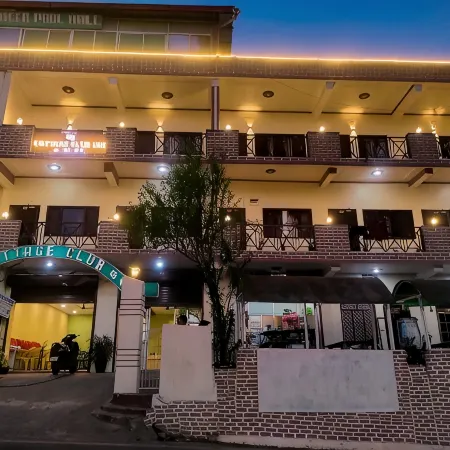 Cottage Club Inn