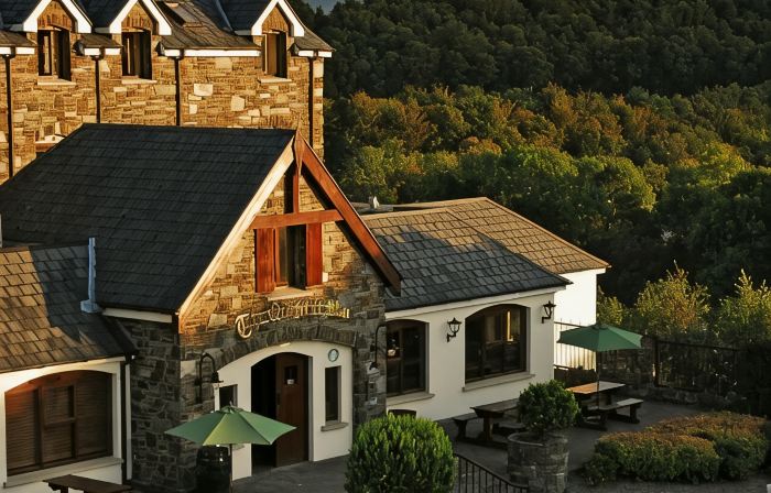 Killarney Heights Hotel