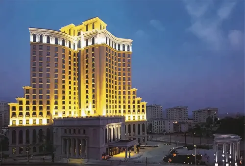 Gaozhou Yayuan Theme Hotel（Xiantai Avenue Store）