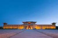 the Silk Road Dunhuang Hotel - Parkplatz