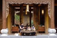 Jianshui Heyuan Hotel - Family