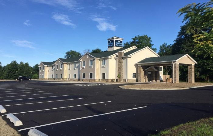 Cobblestone Hotel & Suites - Harborcreek