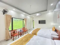 Van Anh Hotel - Restaurant - balcón