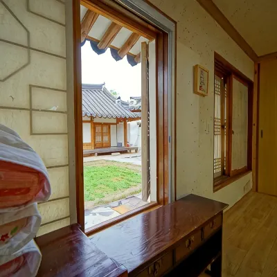 Jeonju Hanok Maeul Dongrakwon Hanok Hotel Отели рядом с достопримечательностью «Комплекс Сынквандже»