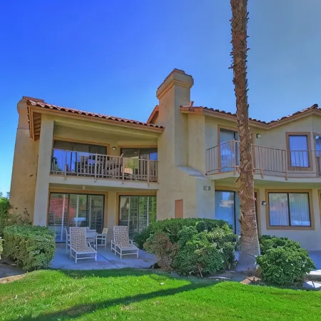 Magical Waterfall & Mountain Views, Steps to Pool -Pets ok, Wifi, Permit 062281