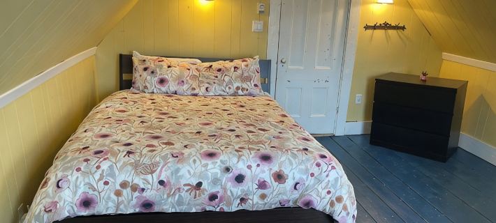Cozy south shore home close to beautiful beaches! Hotels in Lunenburg County