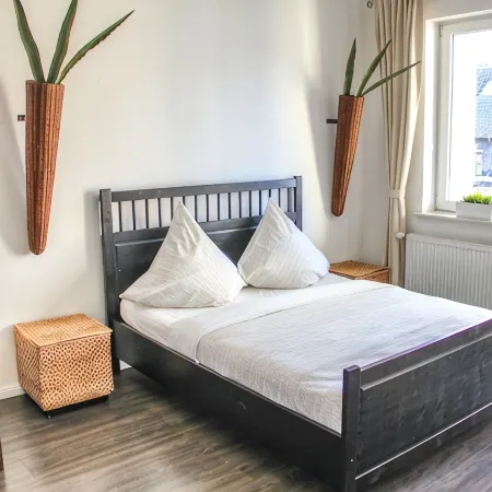 EXCLUSIVE 2 room apartment with balcony in top location!