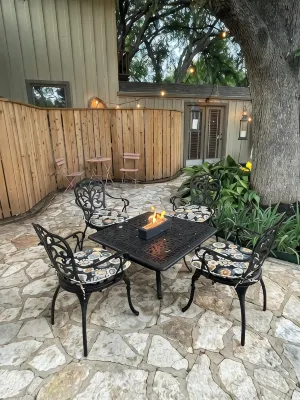 NEW! Historic Guest Home on Main - Heart of Town - 4 estrellas