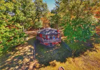 Northwoods Retreat in Eagle River - 3 Bedrooms and 2 Bathrooms - Full Kitchen