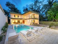 Gated + Lux +New Modern 4-BD Home in Playa Potrero – AC, WiFi & Steps to  Beach! Hotels in Potrero