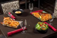 Crowne Plaza Milwaukee Airport by IHG - Desayuno