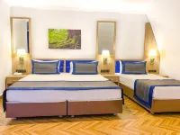ريلاكس بيتش هوتل - شامامل جميع الخدمات Hotels near كهف ديم