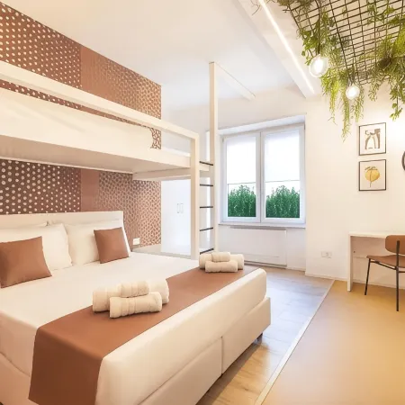 Metropolitan Rooms