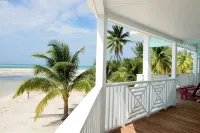 The Cottage at Rum Point