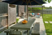 Perfect Family Vacation Home! Heated Salt Water Pool - Car Ferry Tix Available - Pools