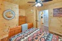 Lakefront in Cliffview. 4BR, 3BTH- No Smoking/Pets. Fishing Dock, Game Rm..More