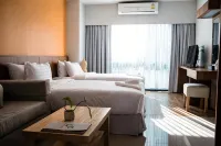 Crystal Jade Hotel - balcony