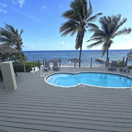 BeachPlumVilla - Snorkeler's Paradise