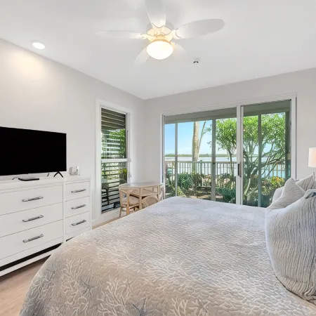 Waterfront 2BR 2BA  Pool - 10 min walk to Beach