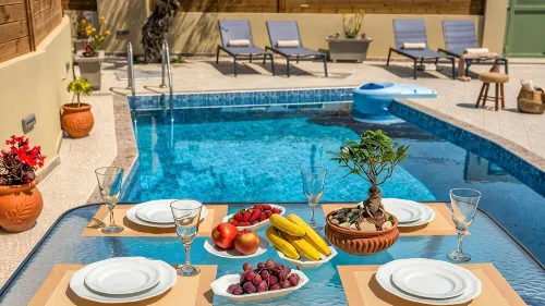 CORAL  VILLA with private pool at 100 m from the sea - Villas