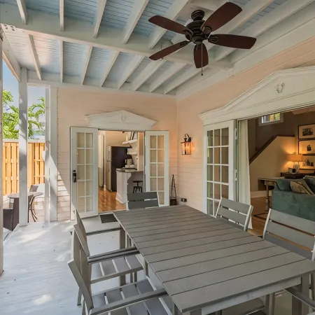 Secret Villa II @ Old Town: with Private Pool, close to Duval!