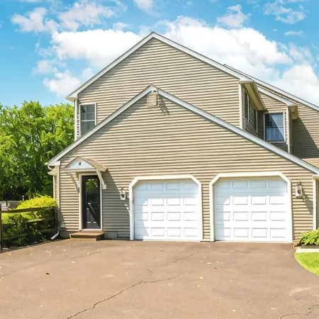 Over 10 Acres In Bucolic Bucks County w/Pool!