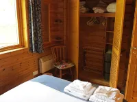 Pine Lodge Cosy Cabin With 2 Bedrooms. Open all year. 15 miles from Fort William Hotéis em Roybridge