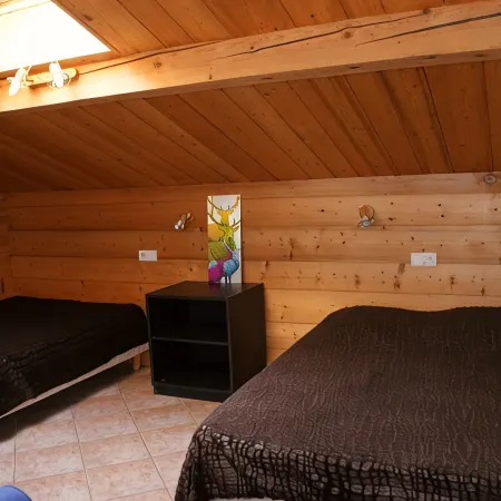 Large, Comfortable Apartment in an Exceptional Location Near the Village and Ski Slopes.