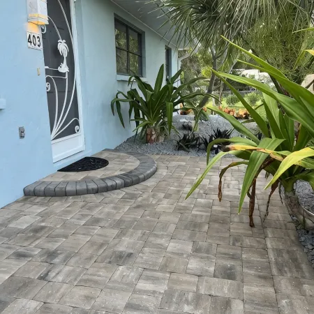 Close to beach ! 3 Bdrm , 2 Bath - Duplex