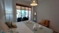 Charming Sea View Flat w/Pool, 20 meters from the Beach - อ่างจากุชชี่