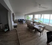 Welcome to the Dutch Side of St. Maarten. 3 Bedroom Unforgettable Ocean View. - 4 ดาว