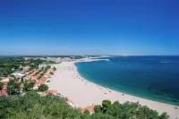 T2 IN ARGELES BEACH - 100m FROM THE BEACH - Homestays