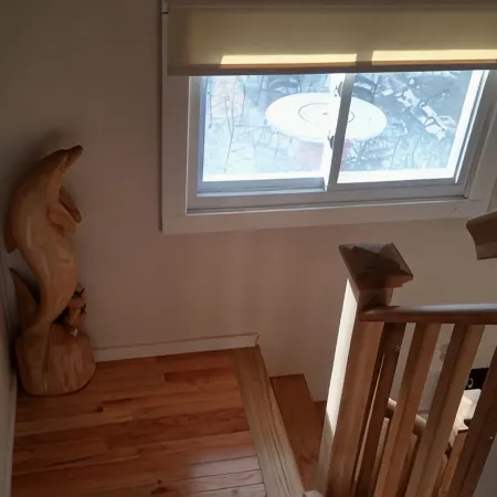 Relaxing summer rental, walking distance to the beach, short ride to the outlets