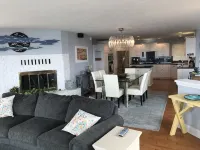 Ocean's Edge-Ocean front home!!!! - Beach