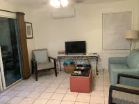 Uptown海灘購物安靜小屋酒店 - 2星級