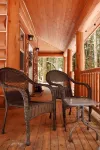 Logshire at Mt.Baker EVCharger & HotTub