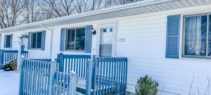 Cheerful 2 Bedroom in Downtown Grass Lake | Bikes Hotels in Jackson County