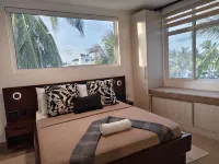 Beachfront Penthouse (Kaya II)• Reliable Solar & Full AC - 2-Star