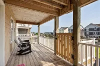 New Nags Head Remodel! Heated Pool - Hot Tub- Fire Pit. Steps to Beach. Dogs ok. - 2 estrellas