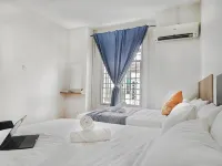 Damansara Damai 9Pax 4 Rooms - Bungalows